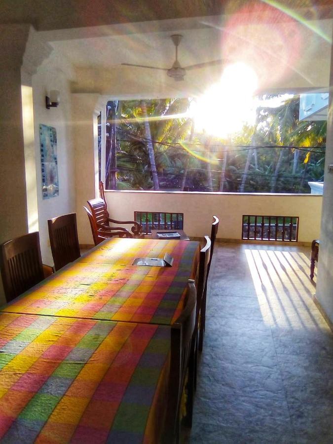 אונה ואטונה Mihira Gedara Apartments מראה חיצוני תמונה